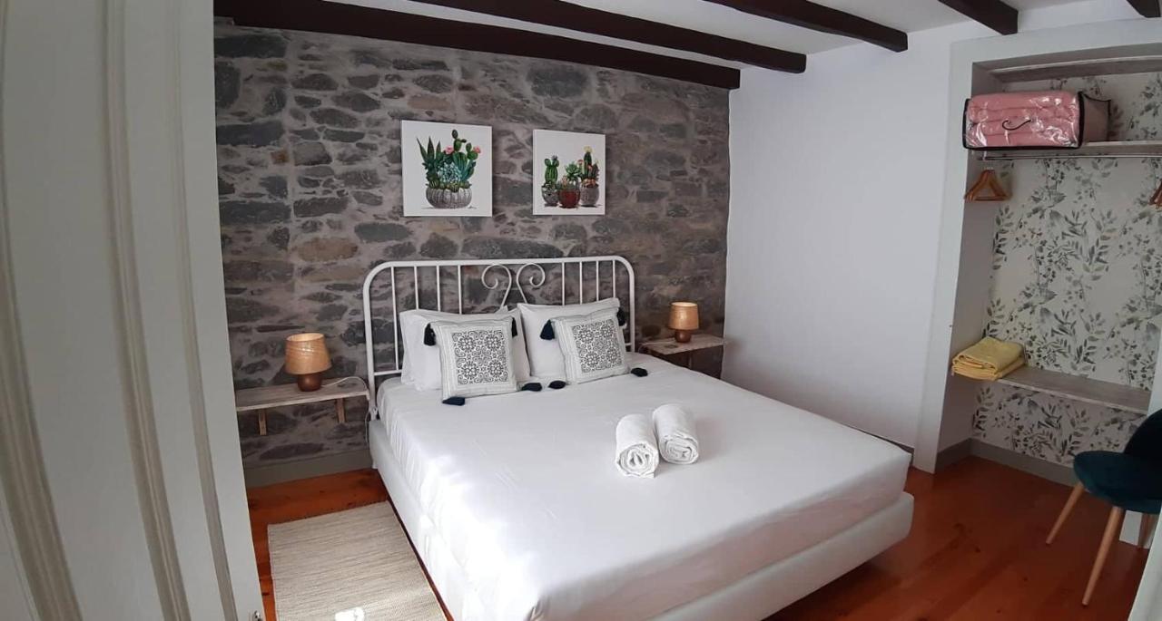 Casa Velha D Fernando E Casa Avo Augusta Hotel Рибейра Брава Екстериор снимка